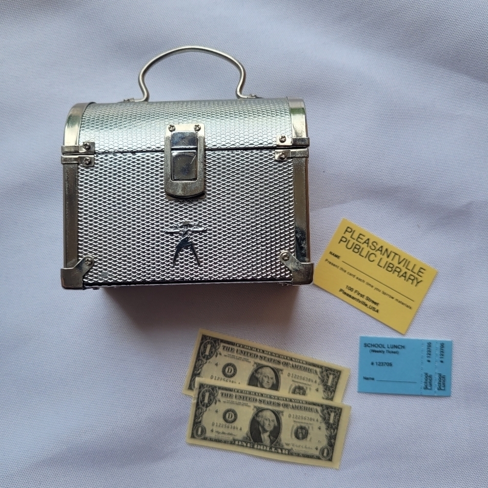 Pleasant Company American Girl VTG Y2K Silver Lunchbox Purse